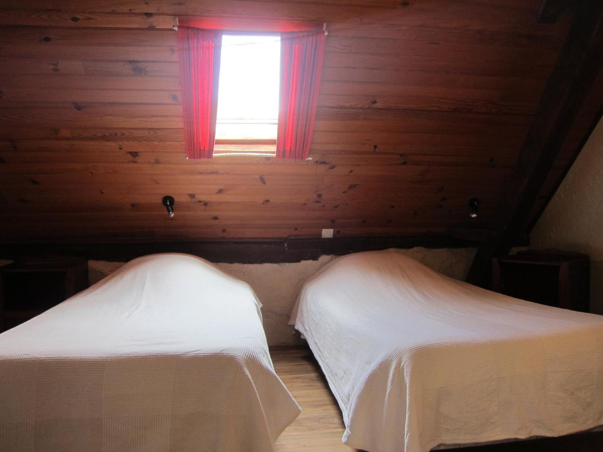 Auberge Des Deux Rivieres Seix Phòng bức ảnh